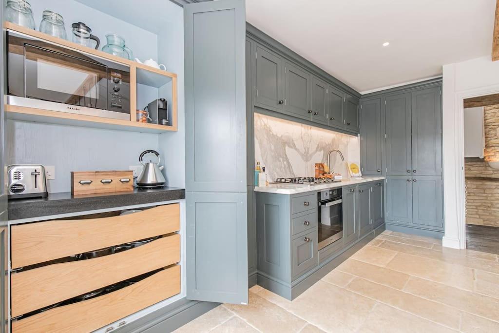 Oxfordshire Living - The Vanbrugh Apartment - Woodstock Exteriör bild