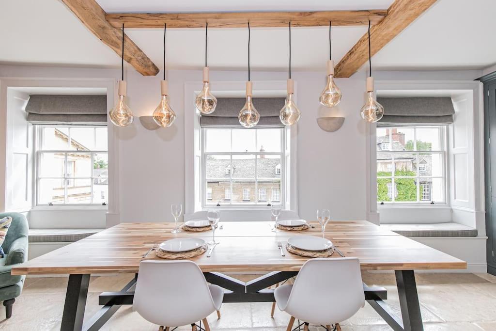Oxfordshire Living - The Vanbrugh Apartment - Woodstock Exteriör bild